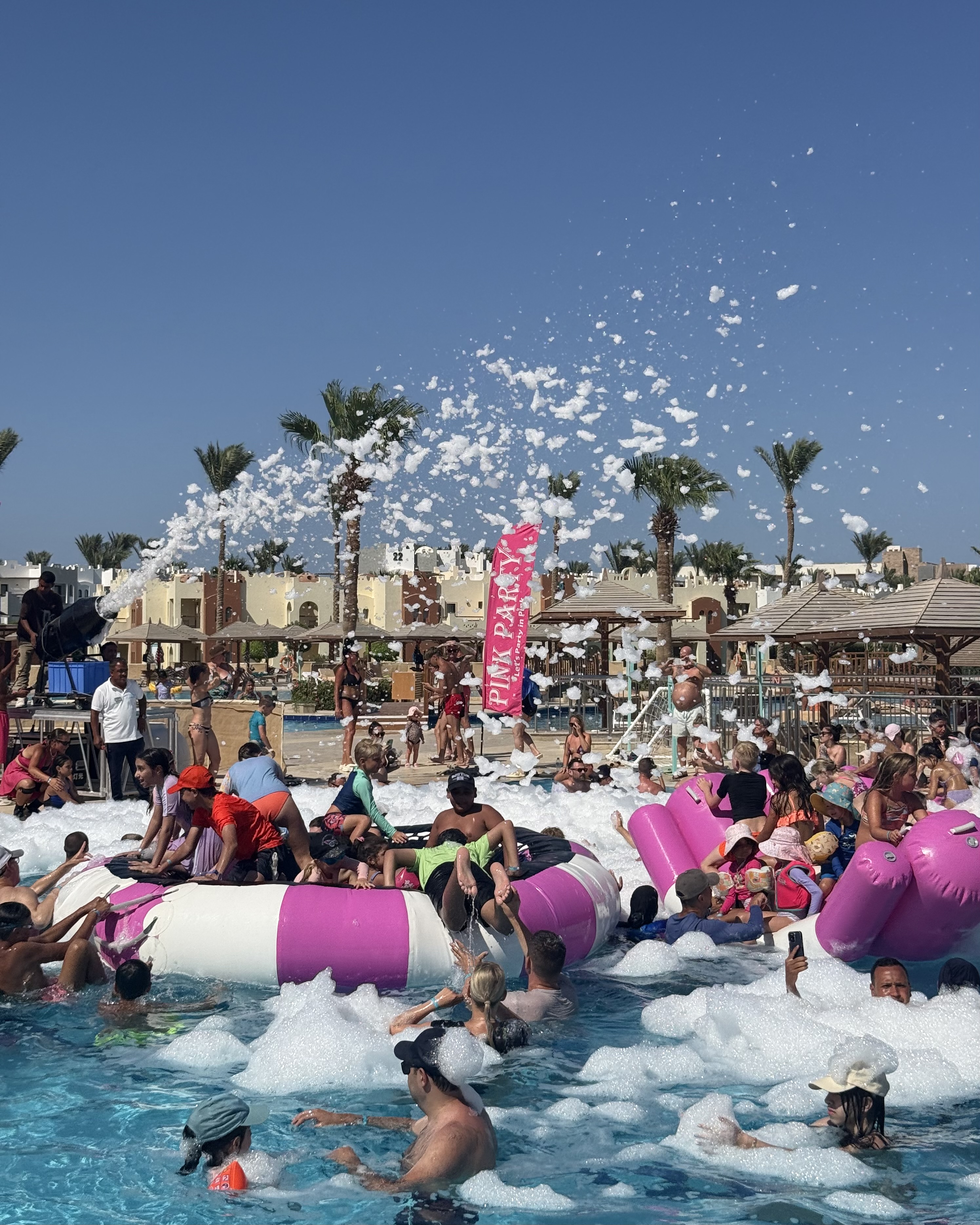 TopTeam hotel animation show in Hurghada — photo 5
